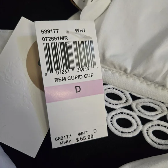 Becca by Rebecca Virtue white halter bikini top size D - Picture 4 of 4